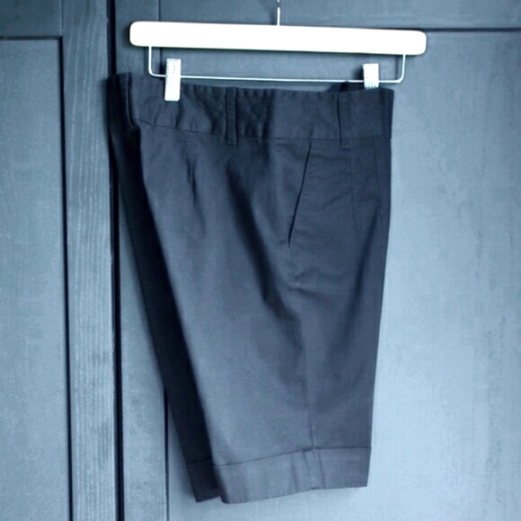 Jacob Bermuda Shorts - Picture 8 of 8